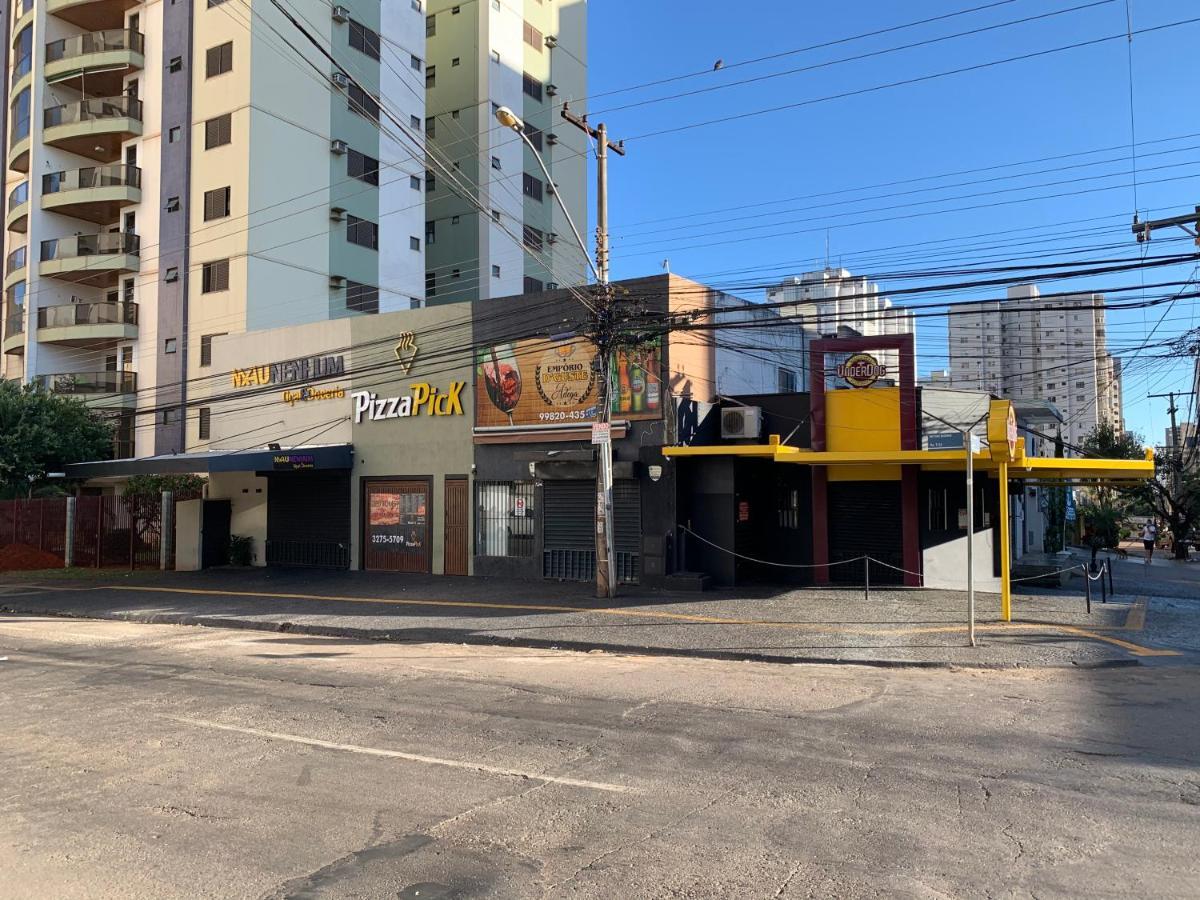 Casa Quintal Bueno! 5 Quartos Com Ar Split E Internet Ultra! Perto Do Melhor De Goiania! Marista Parques Areiao E Vaca Brava Hospital Premium Mater Dei Blue Fit Perdomo Goiania Shopping! Экстерьер фото
